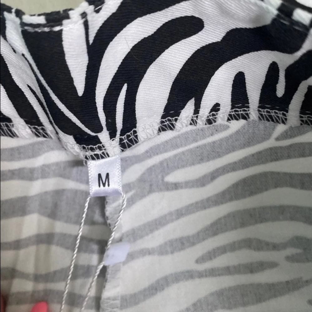 zebra pants - Picture 3 of 4
